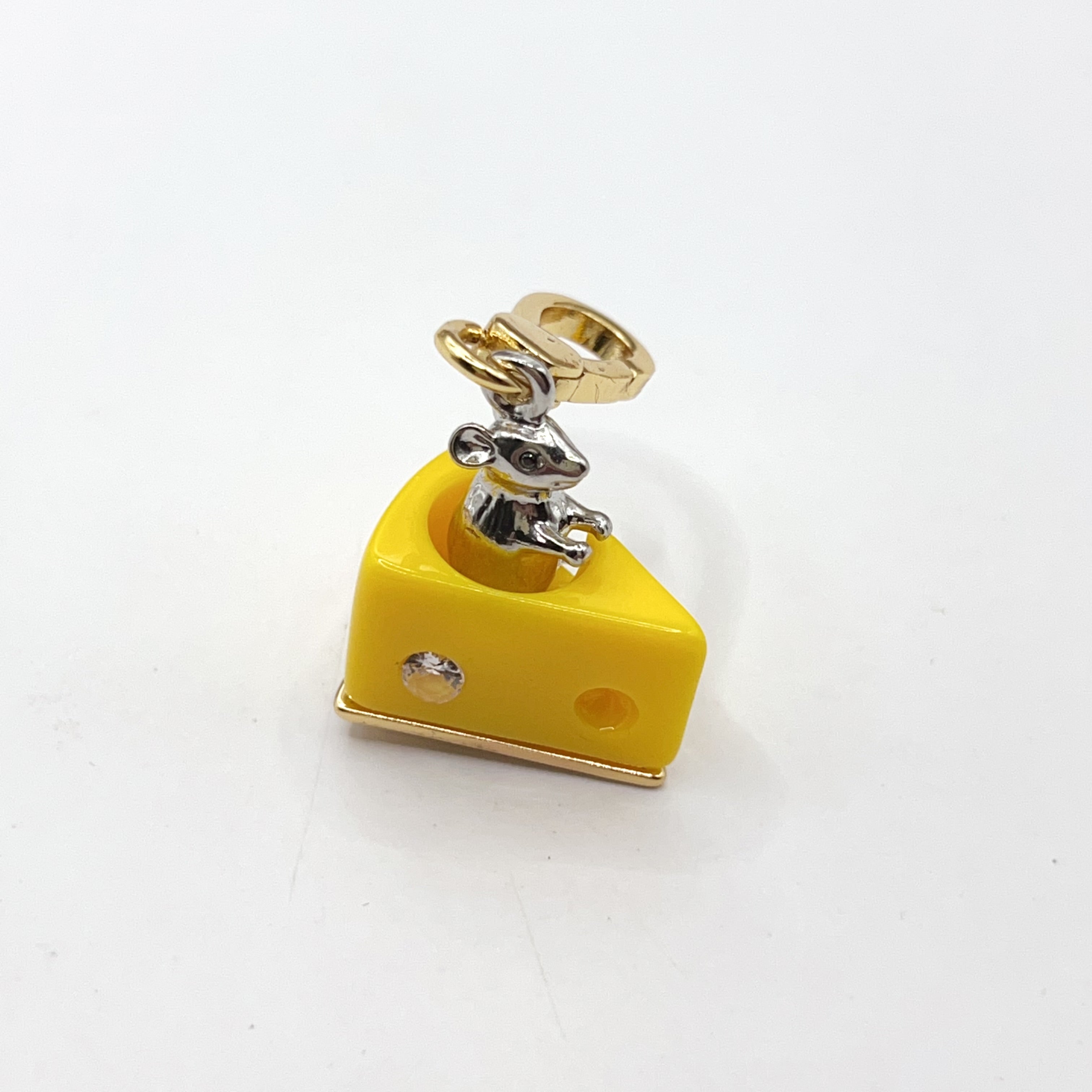 W06-Juicy Couture mouse in cheese charm