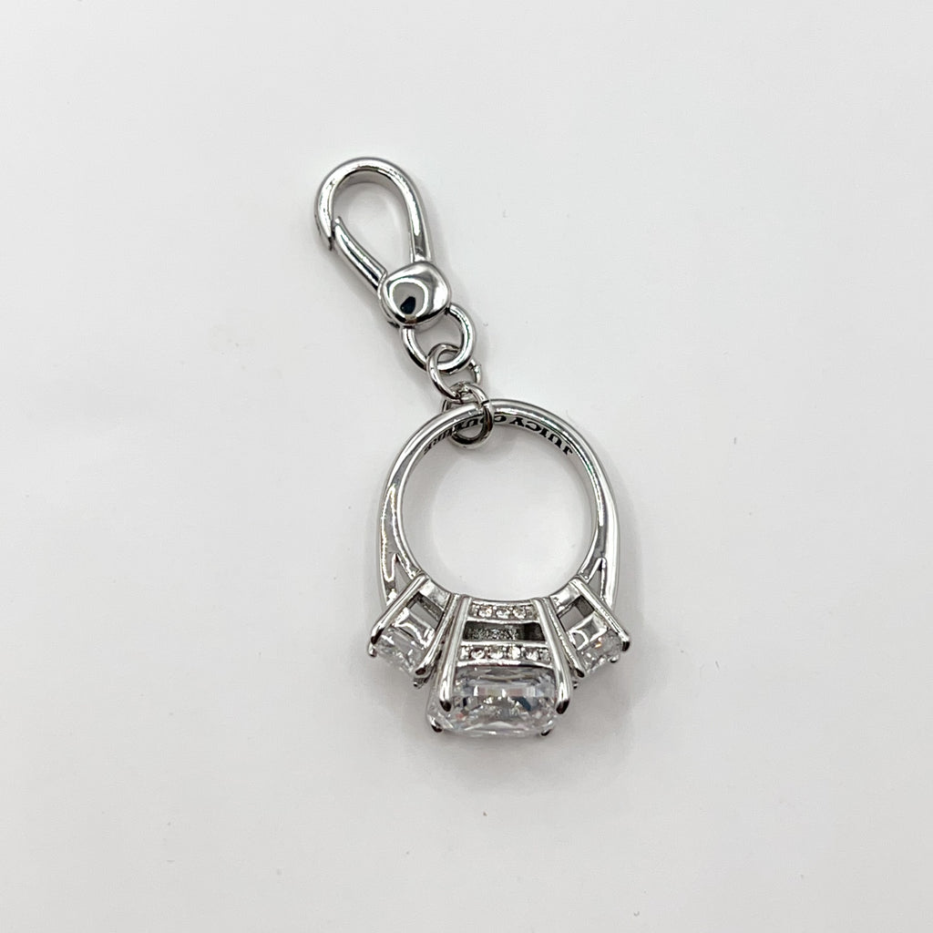 JC566-Juicy Couture silver engage ring charm
