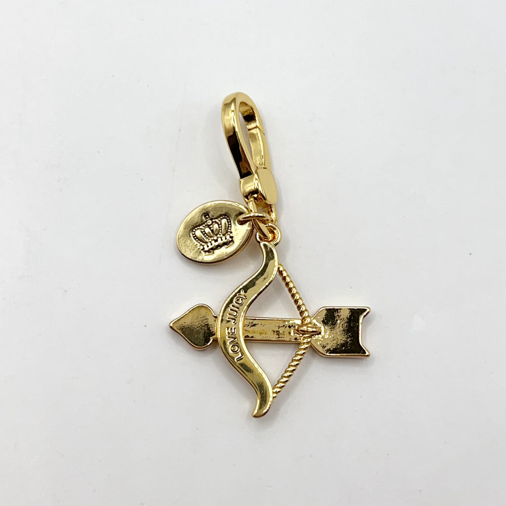 M06-Juicy Couture love arrow charm