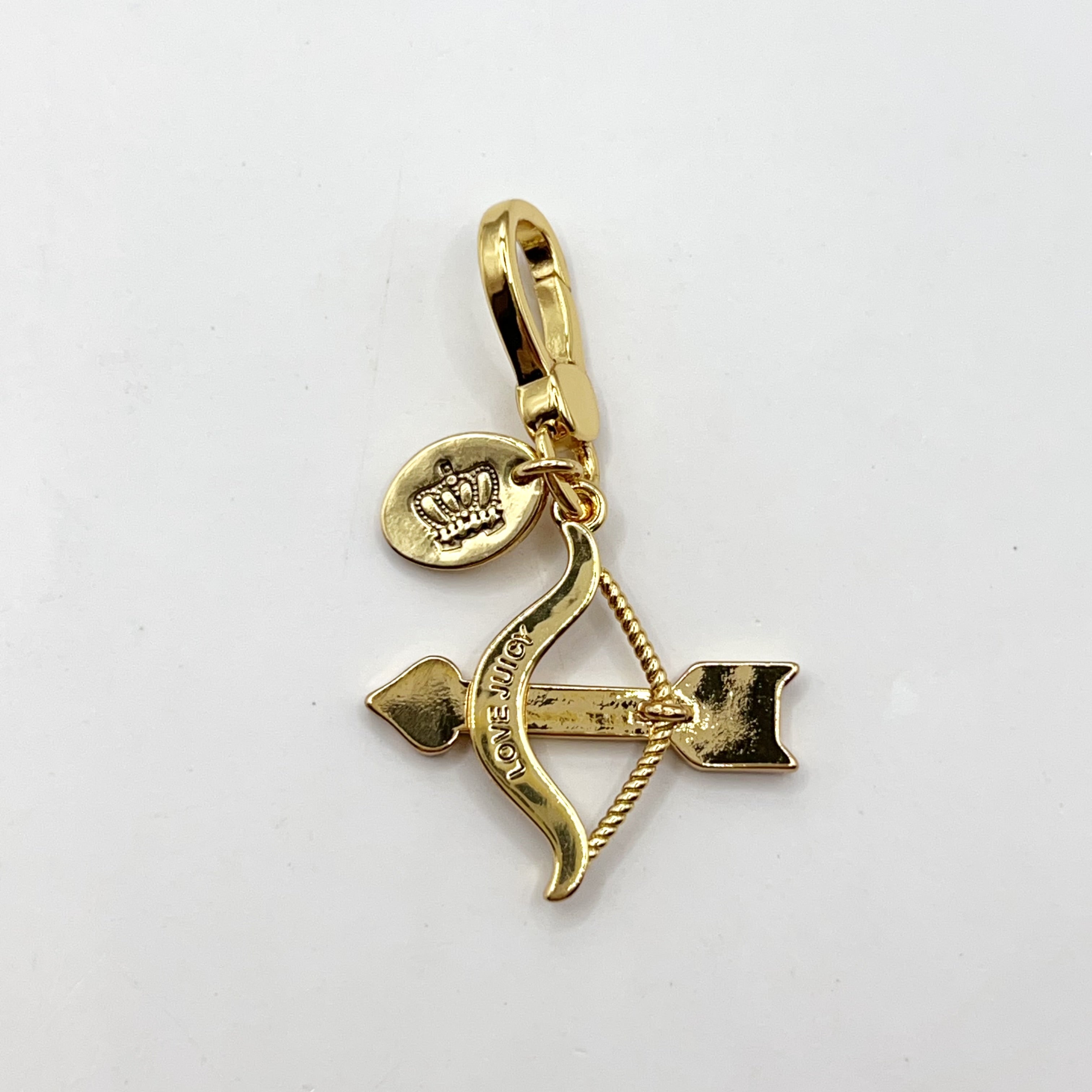 M06-Juicy Couture love arrow charm