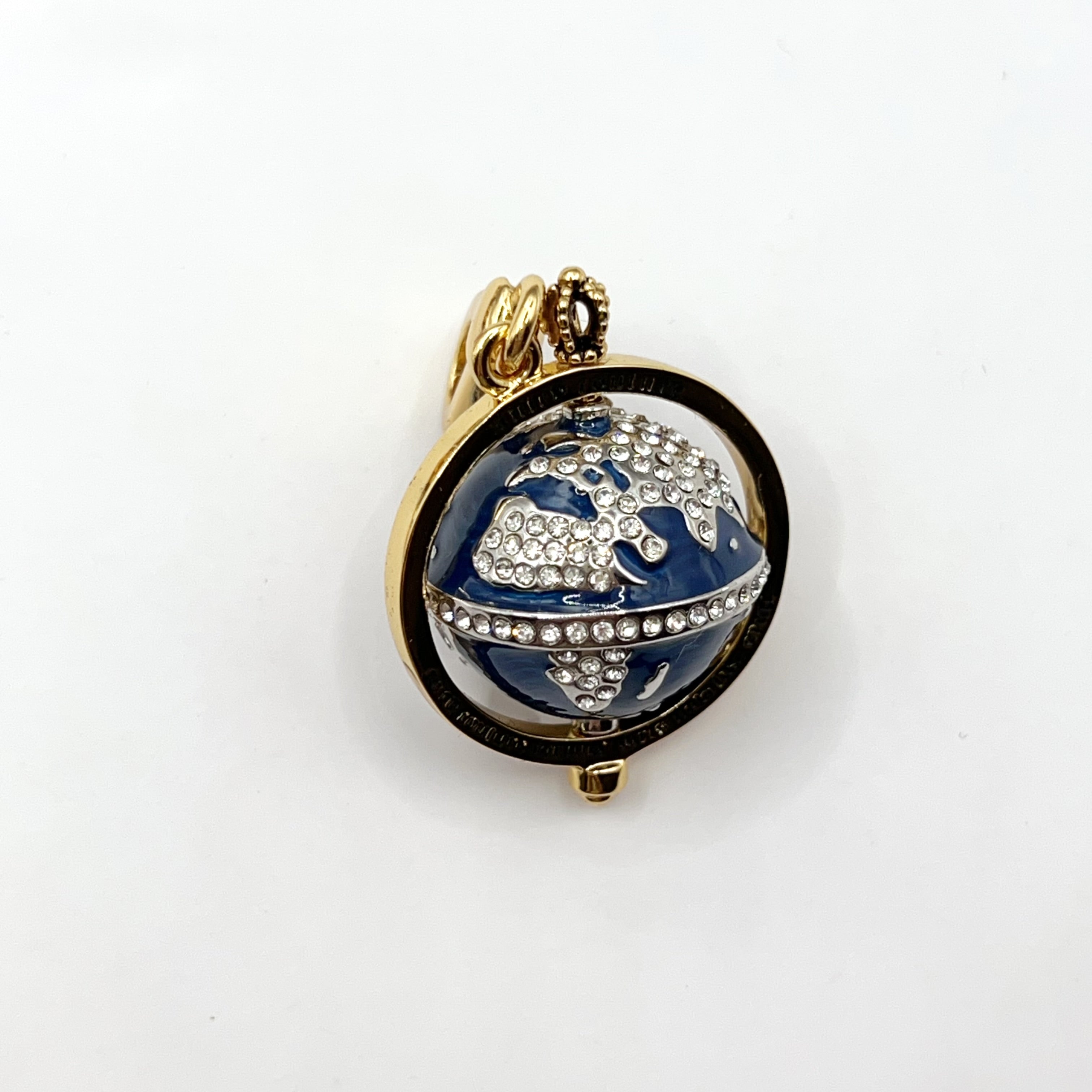 JC521-Juicy Couture globe charm