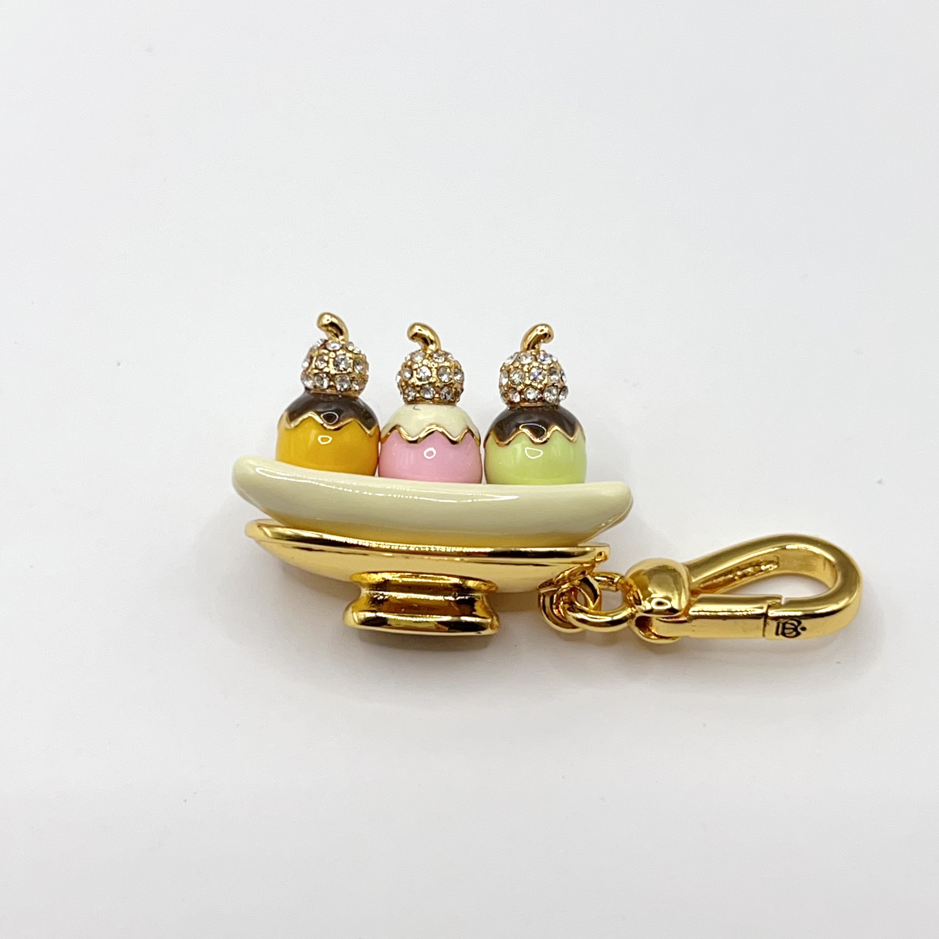 JC592-Juicy Couture banana split charm