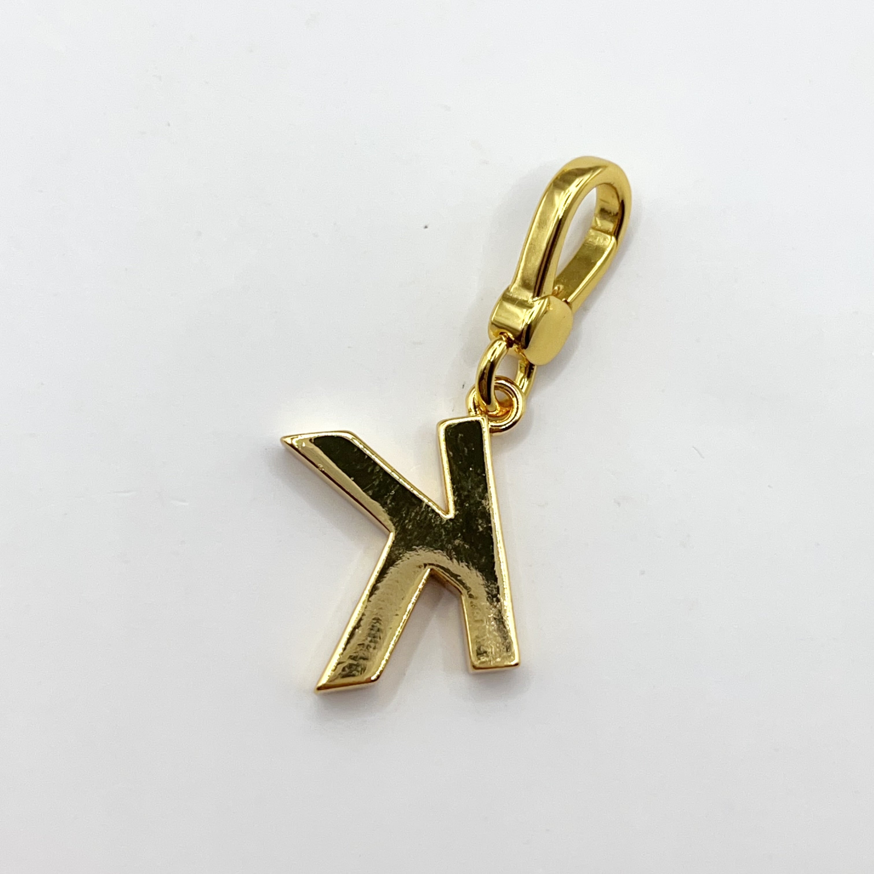 JC662-Juicy Couture letter K charm