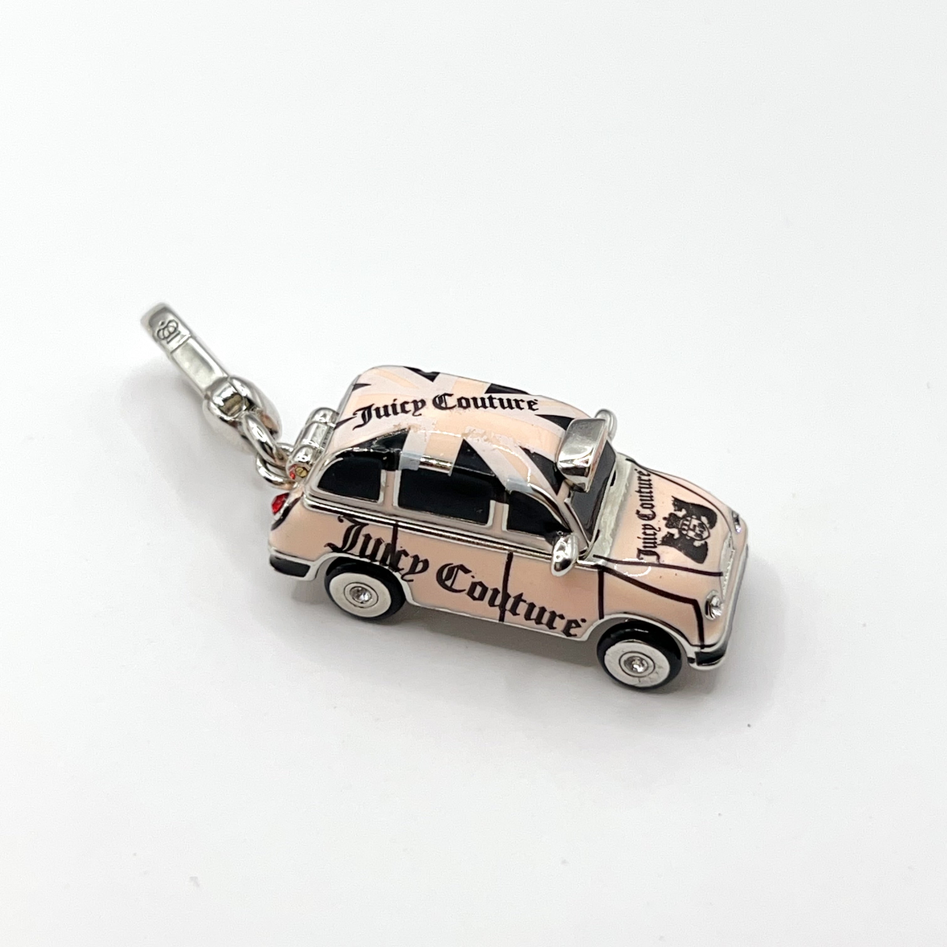JC593-Juicy Couture English car charm