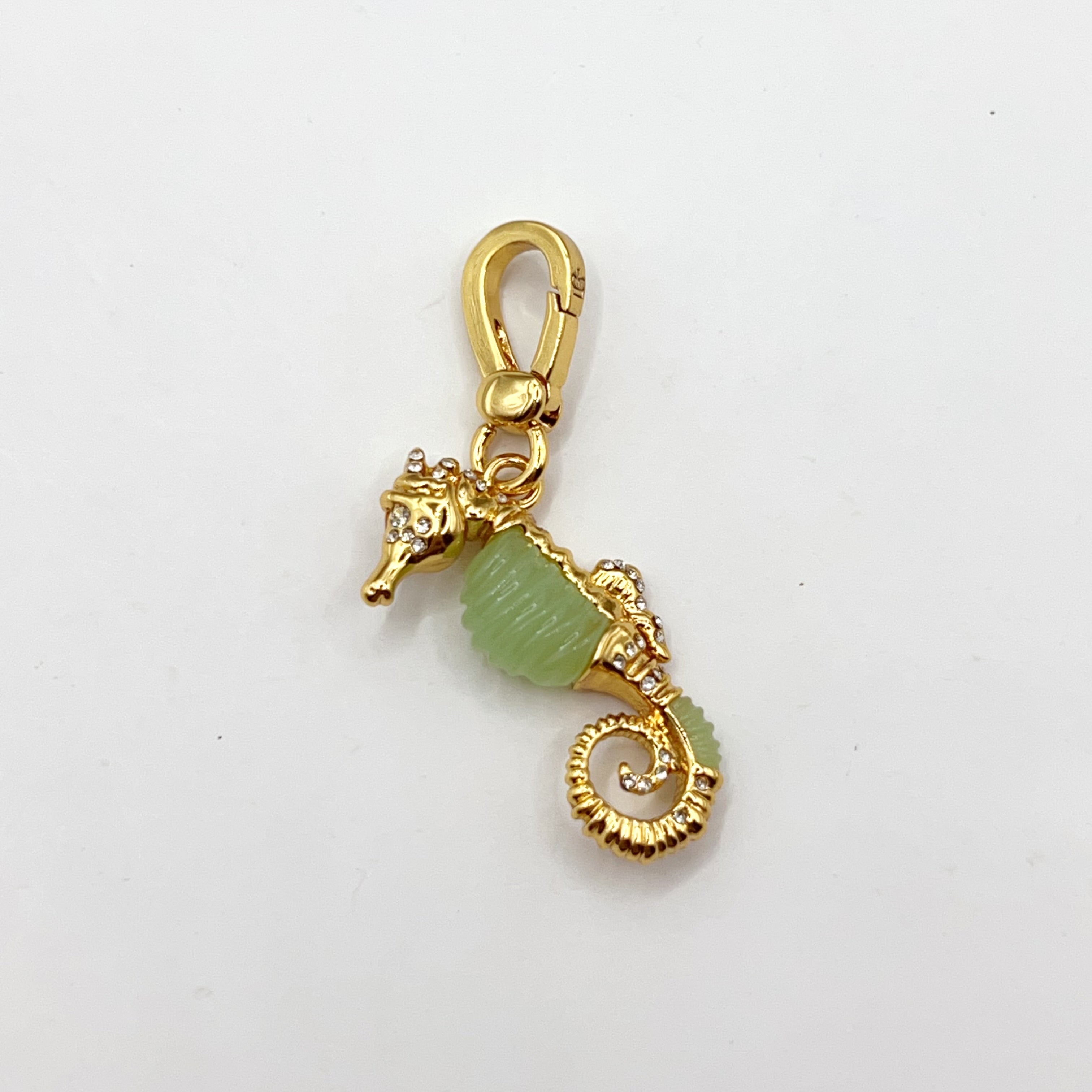 I04-Juicy Couture seahorse charm