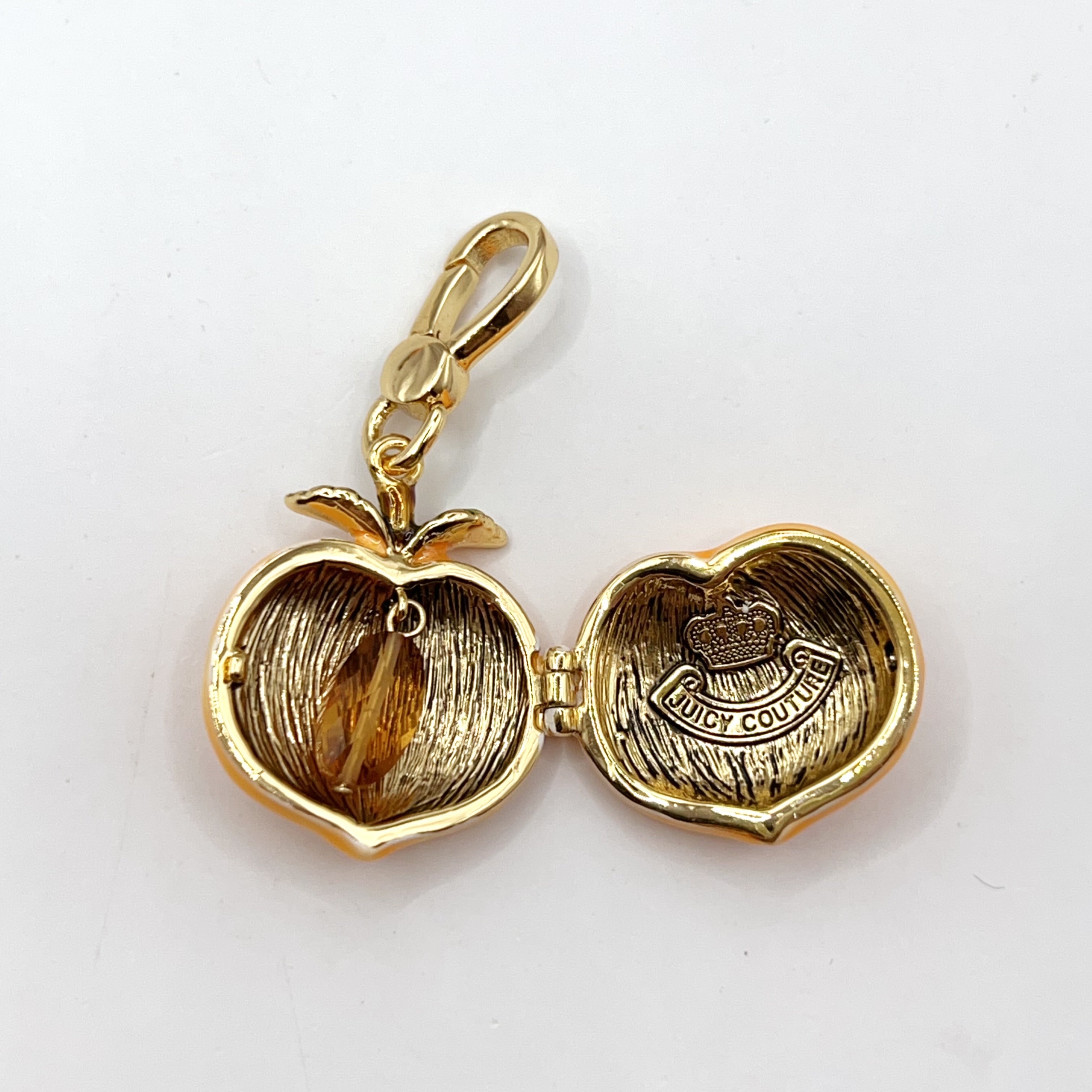 Z04-Juicy Couture peach charm