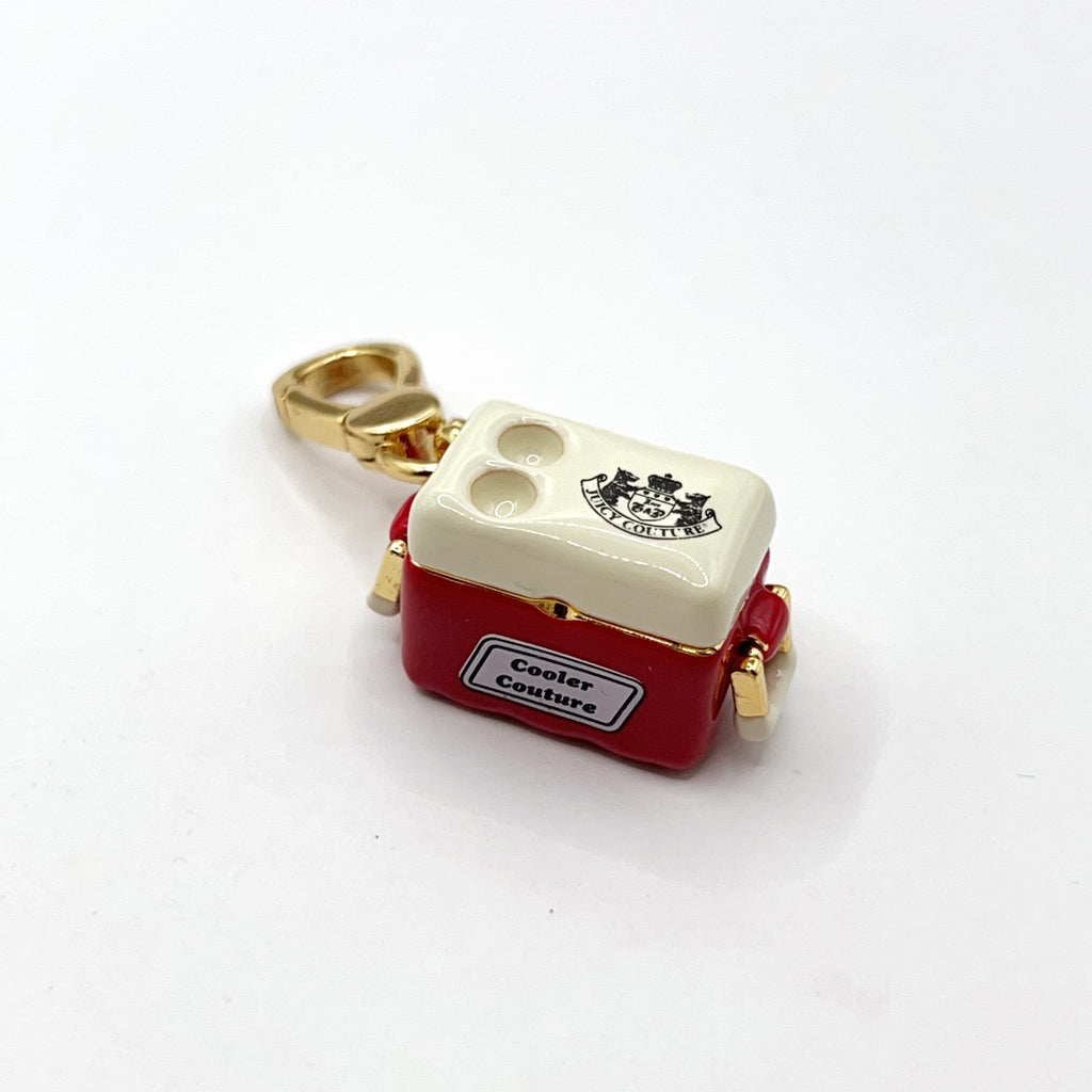 I06-Juicy Couture cooler charm