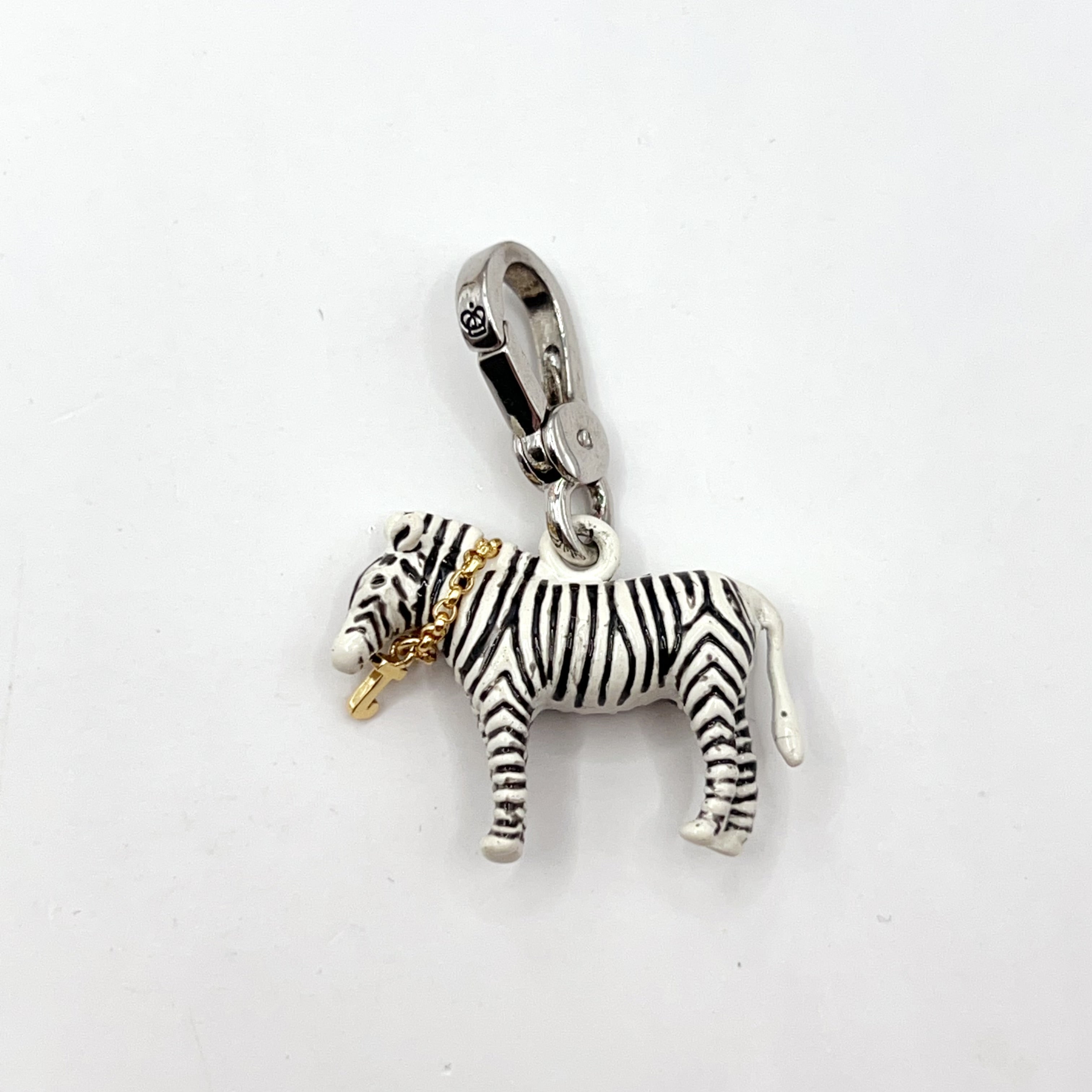 C07-Juicy Couture zebra charm