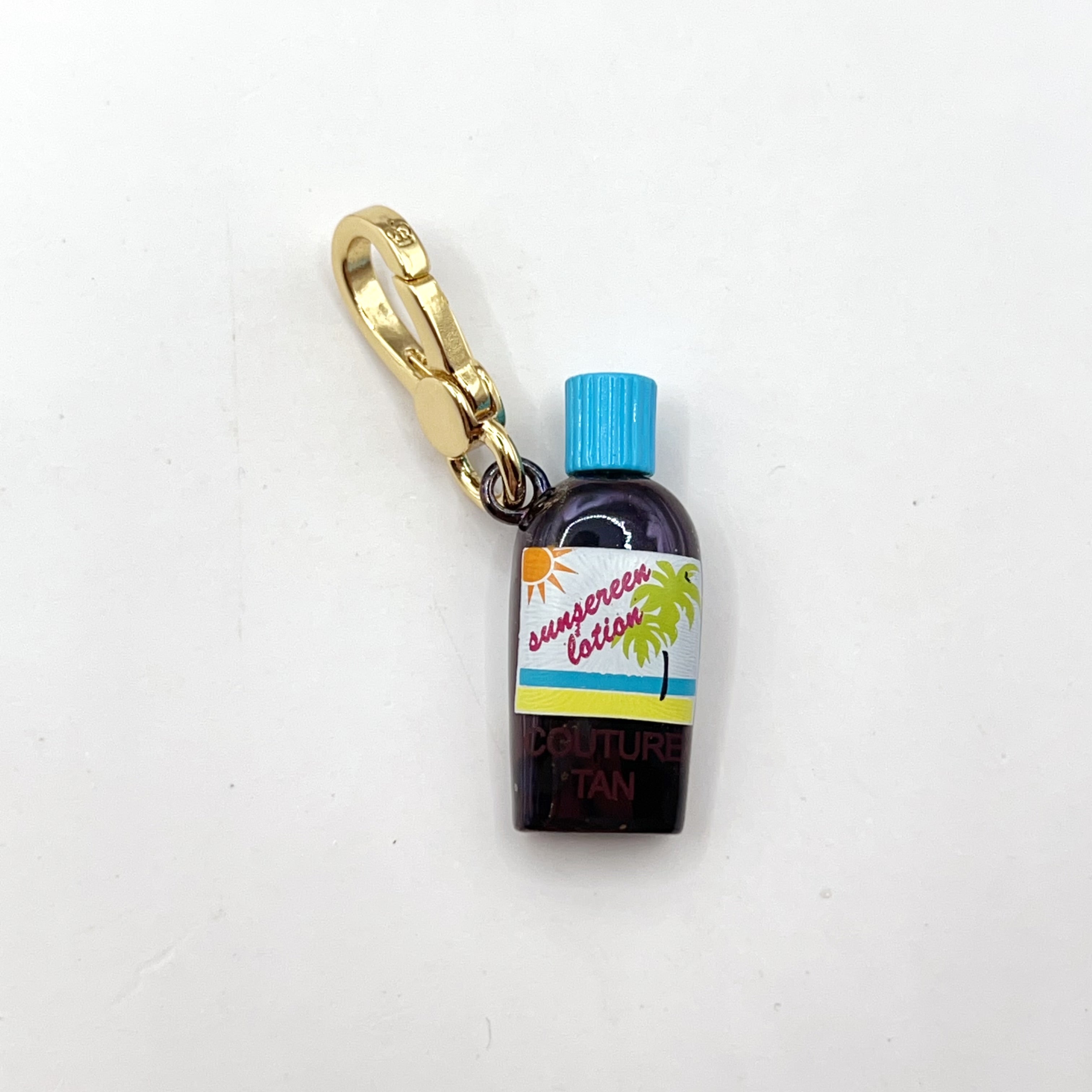 S13-Juicy Couture sunscreen charm