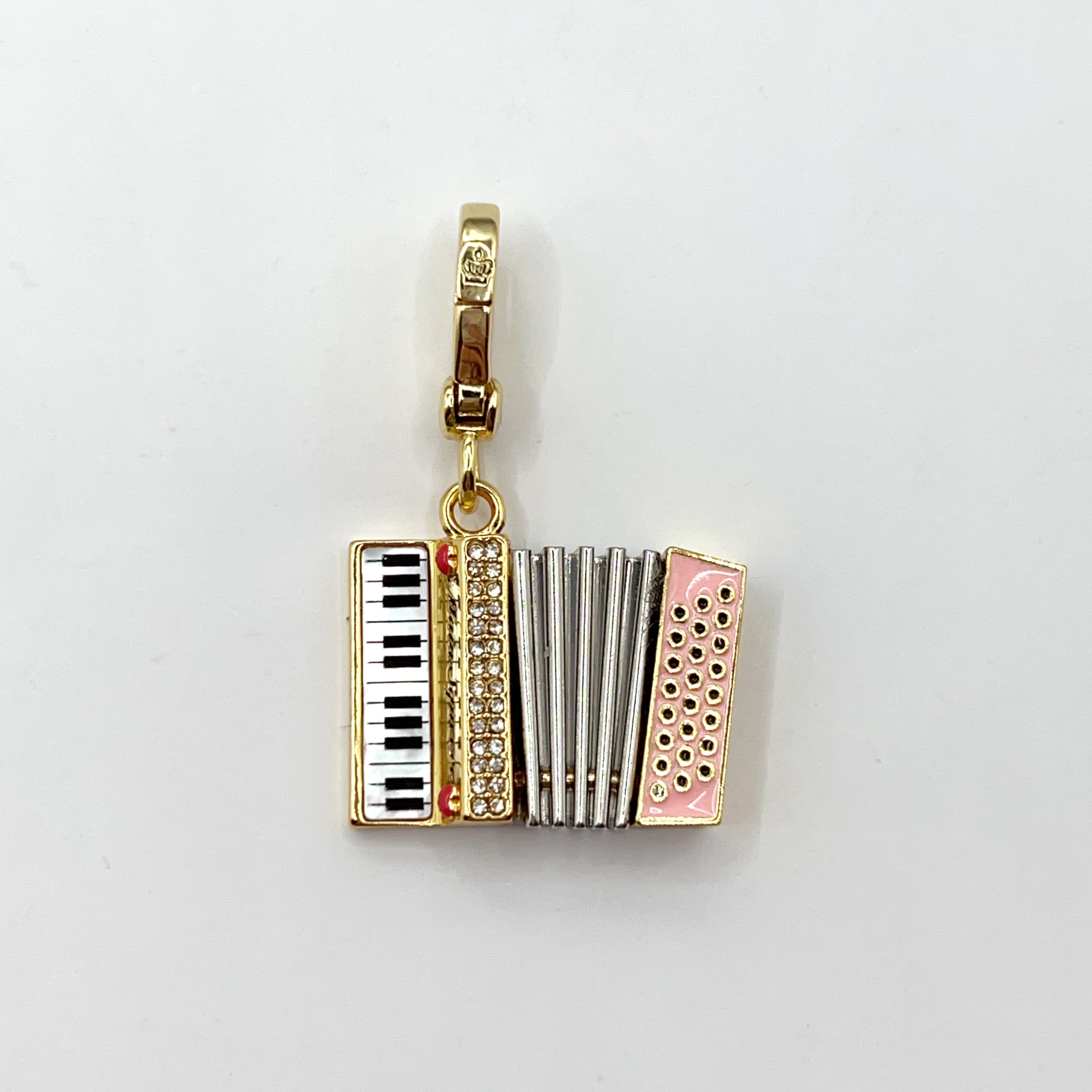 JC047-Juicy Couture accordion charm