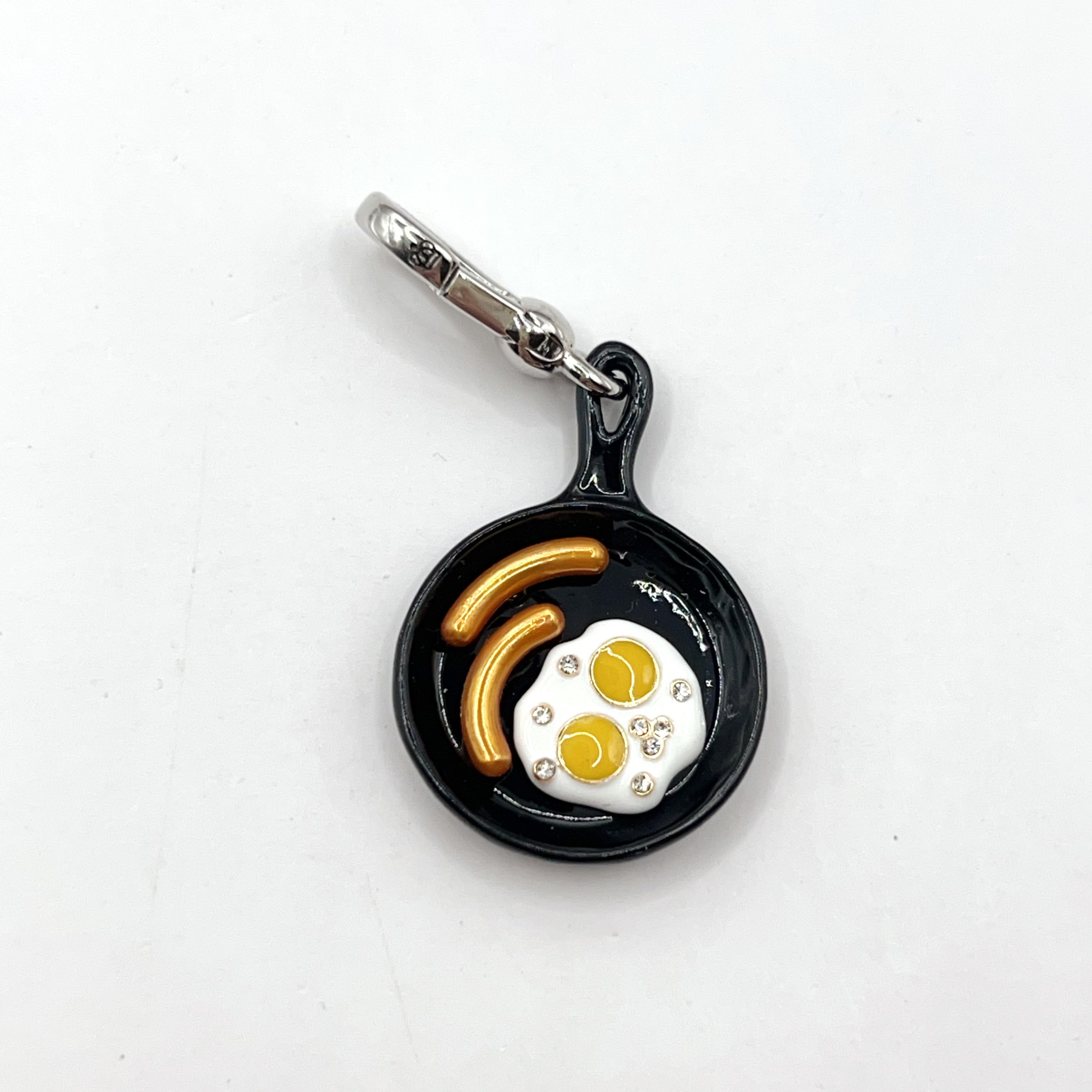 E10-Juicy Couture breakfast skillet charm