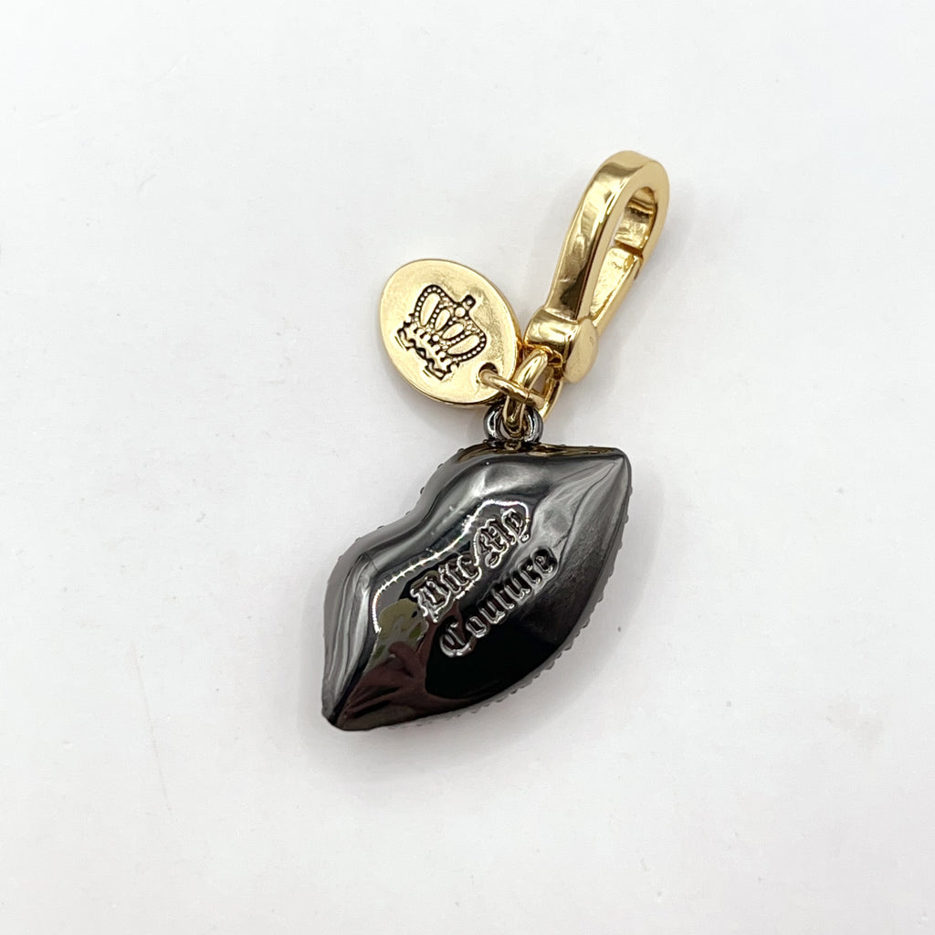 JC024-Juicy Couture vampire teeth charm
