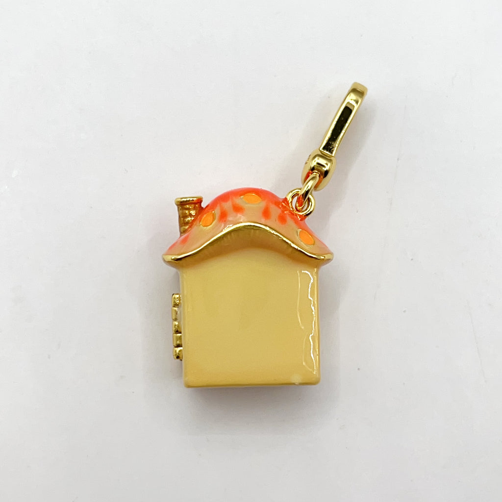 ARI003-ARI Dreams mushroom house charm