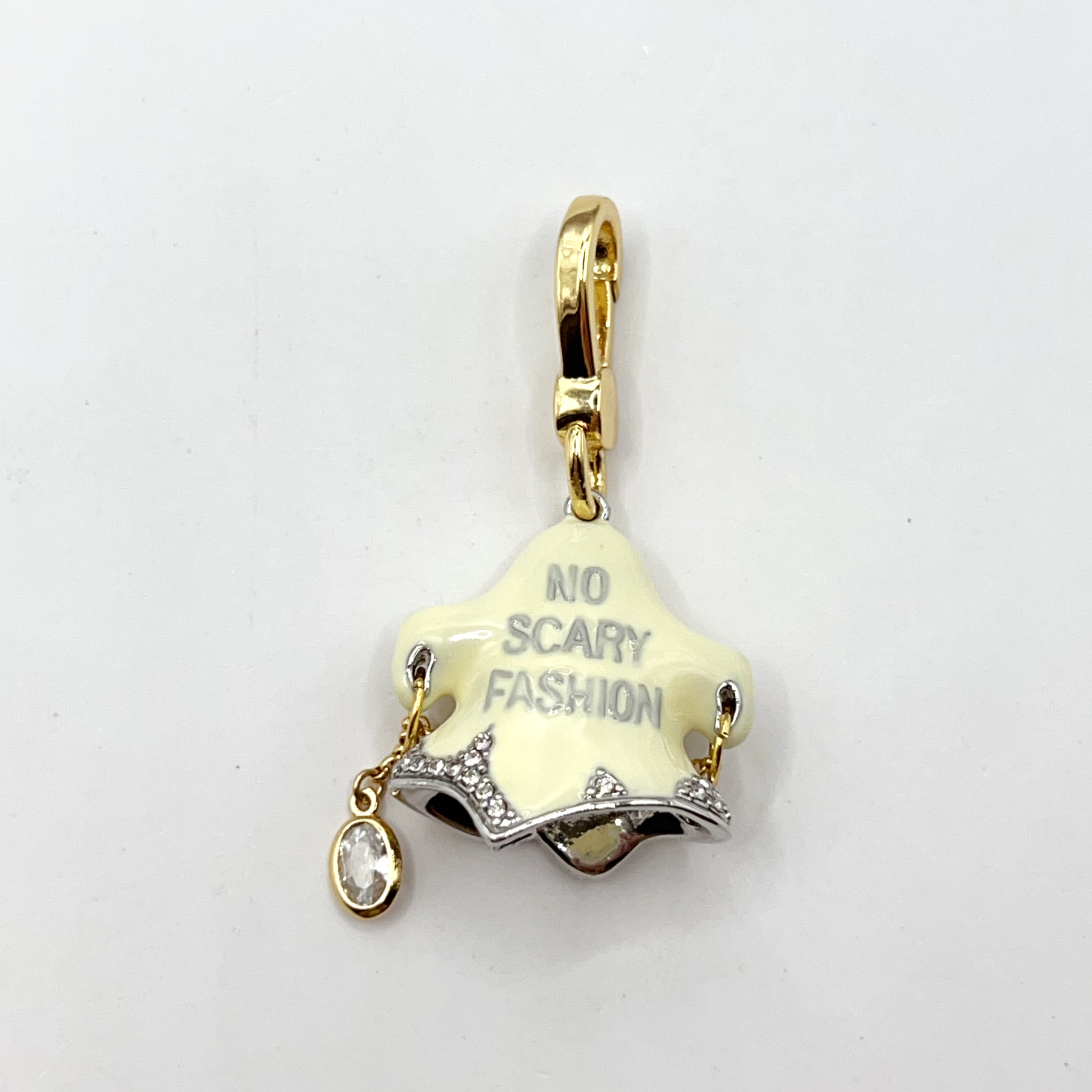 J01-Juicy Couture ghost charm