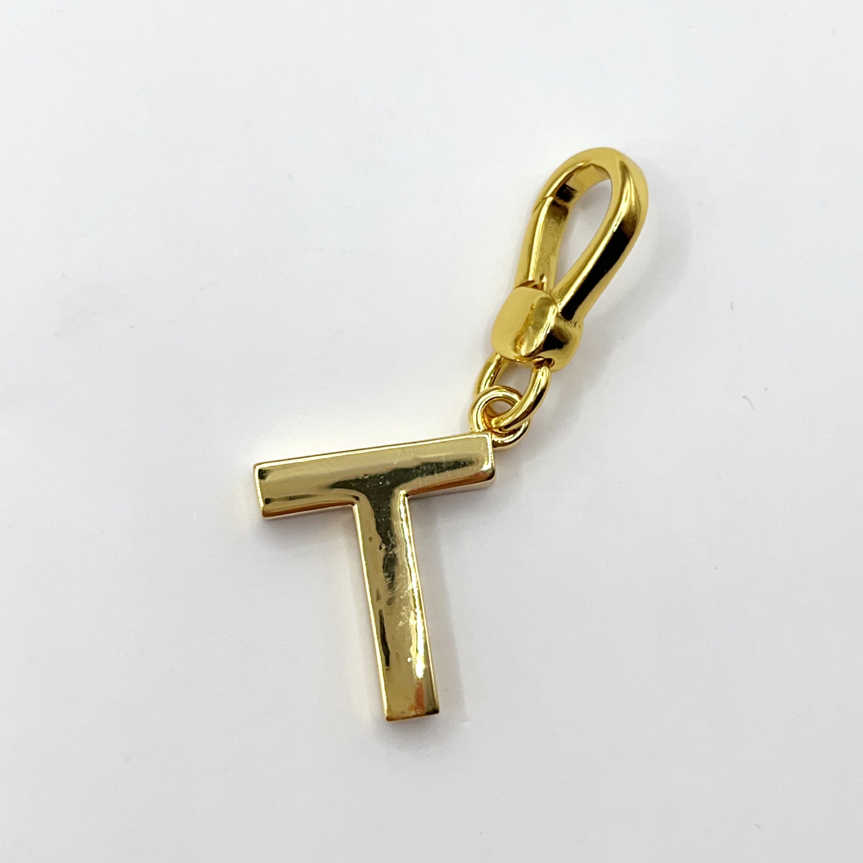 JC668-Juicy Couture letter T charm