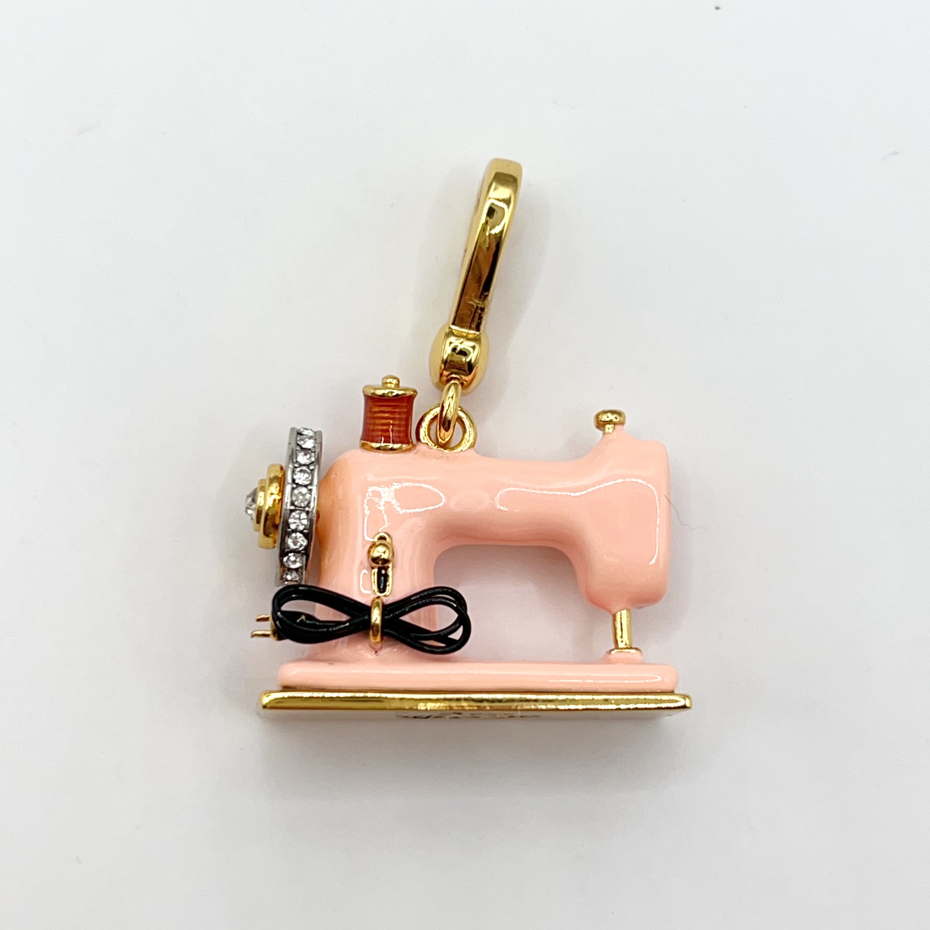 JC548-Juicy Couture sewing machine charm
