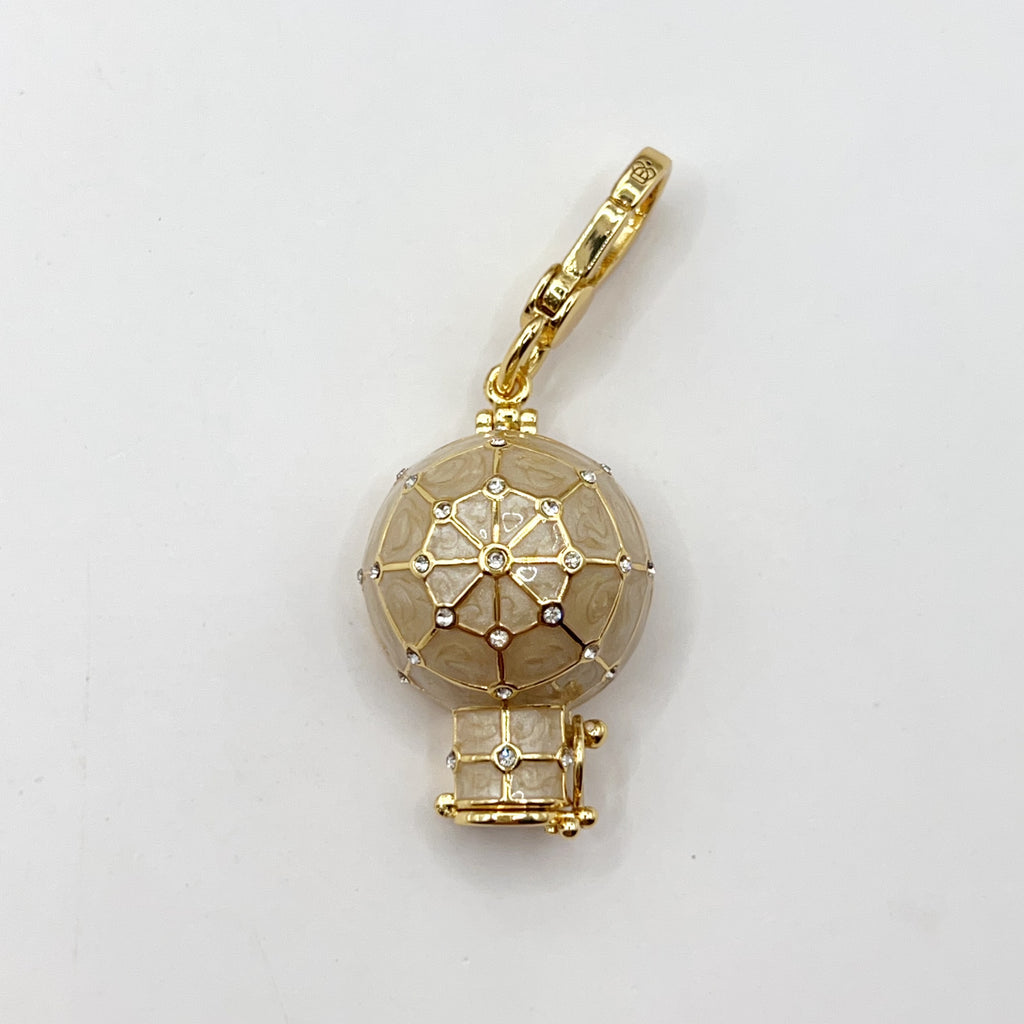 S10-Juicy Couture igloo charm
