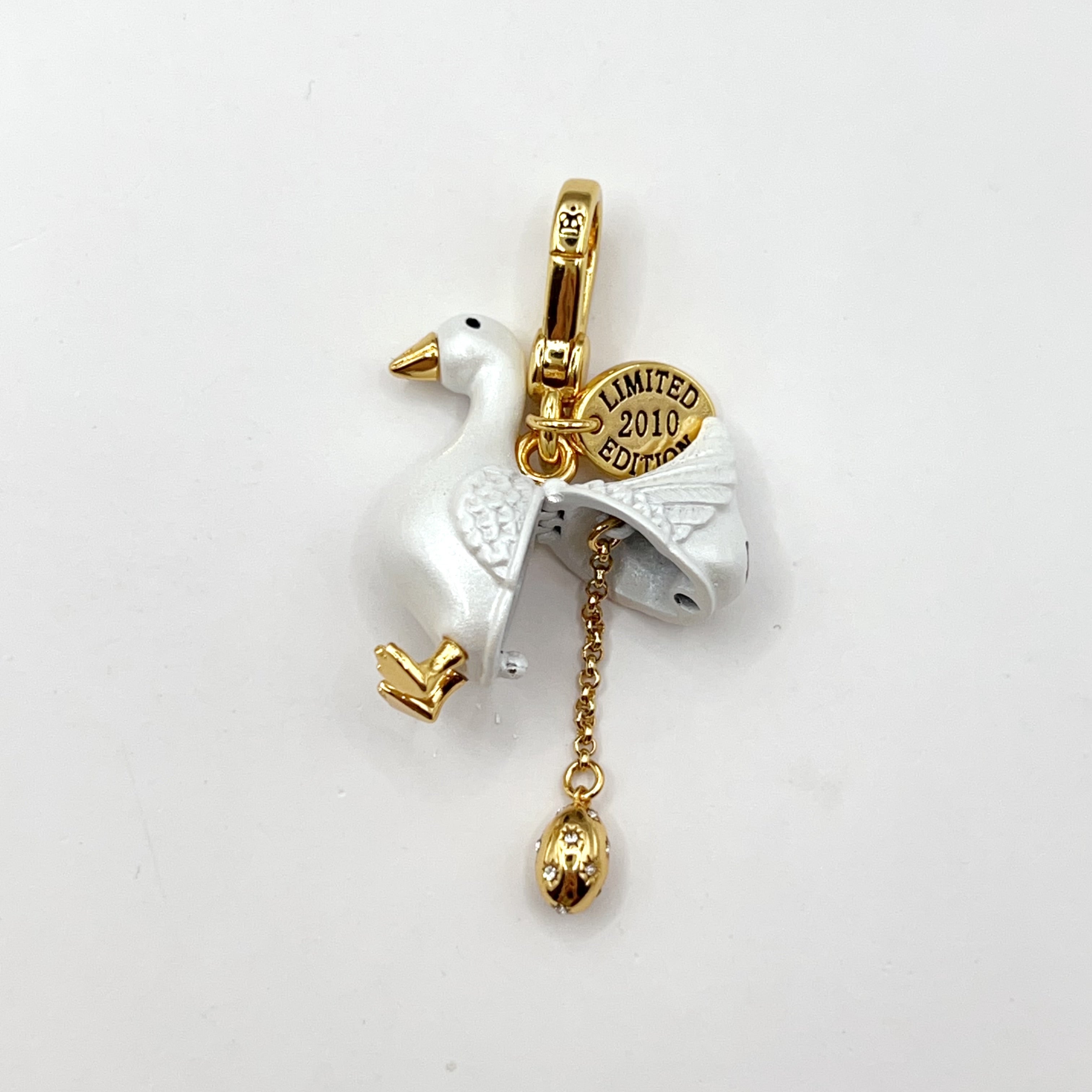 JC633-Juicy Couture white goose charm