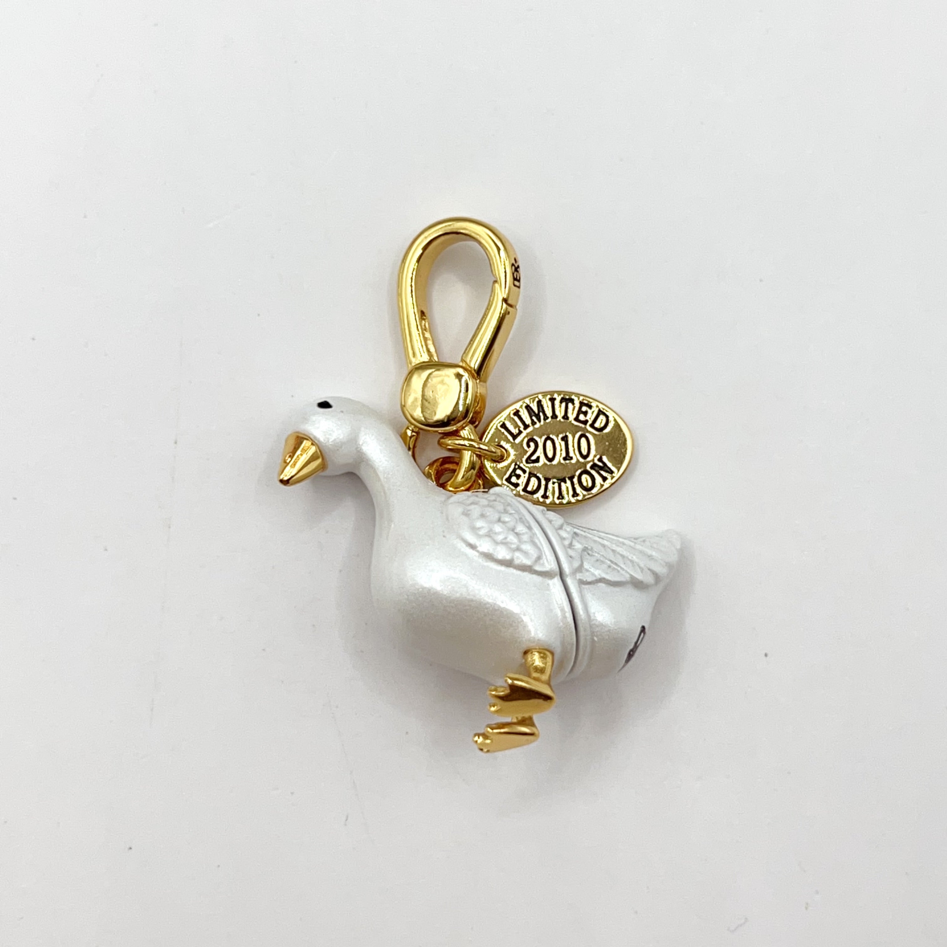 JC633-Juicy Couture white goose charm