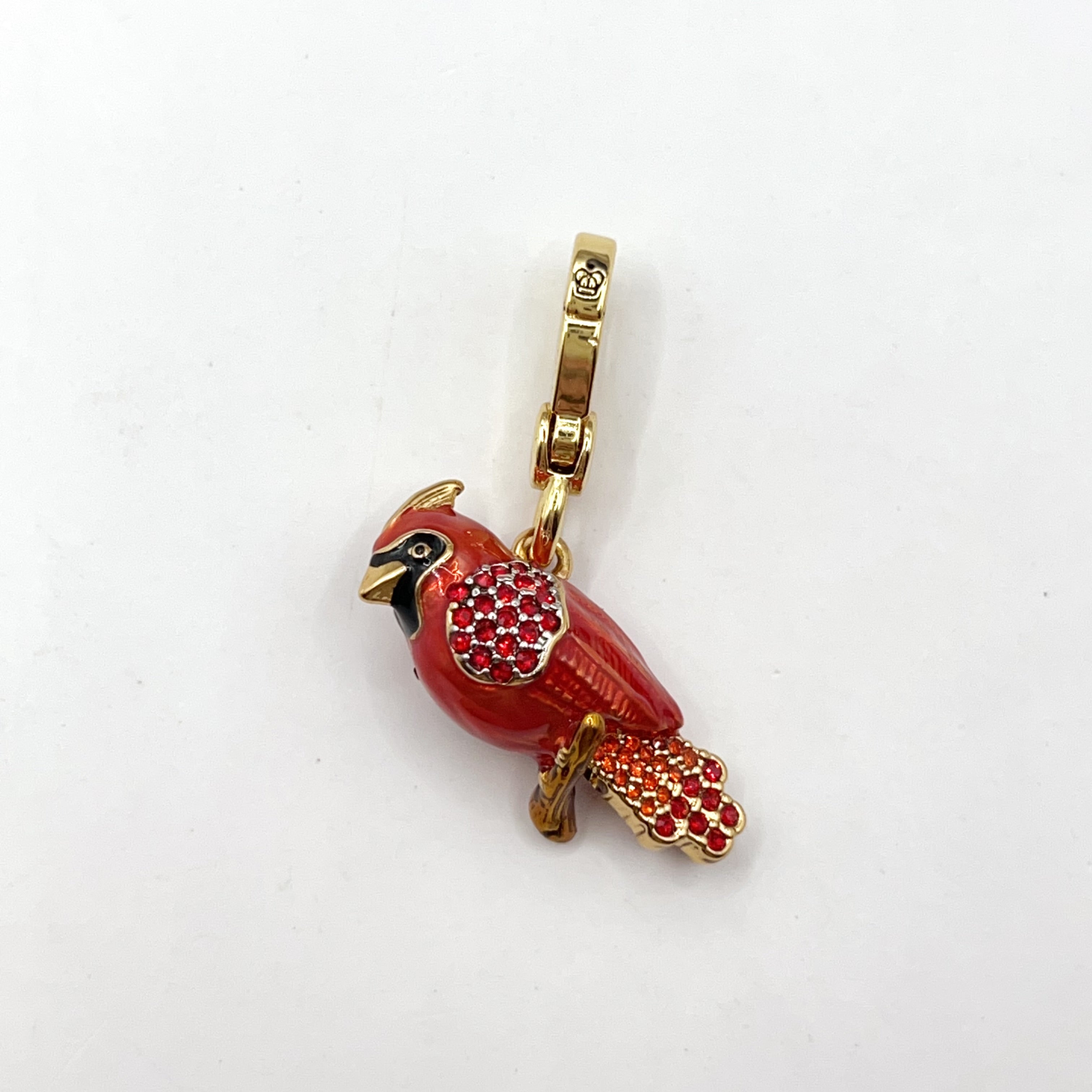 L06-Juicy Couture cardinal charm